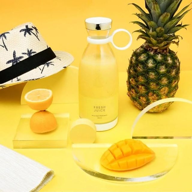 Aarij Mart Portable Mini Blender for Fresh Juice