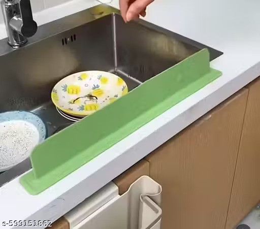 Kitchen Sink Water Splash Guard Splashback for Dish Washing